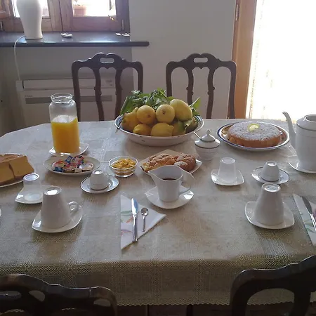 Bed & Breakfast La Casetta Fra I Limoni